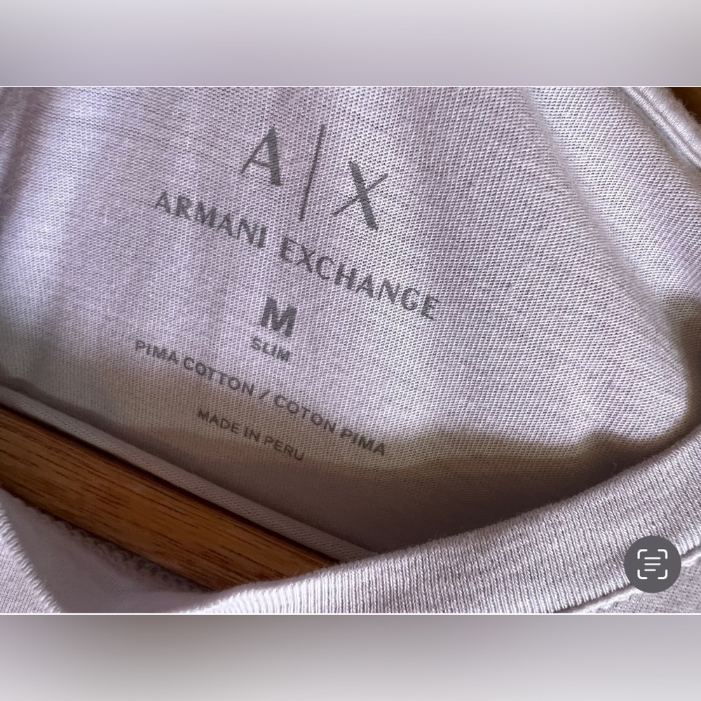 ARMANI EXCHANGE LOGO 4PEOPLE WALKING ON SQUARE CONTRASTING LOGO' T-SHIRT size M - Picture 16 of 16